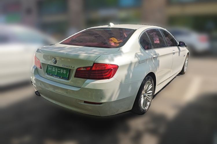 Used BMW 5 Series 2014 525Li Leading Model Rear Right 45 Deg