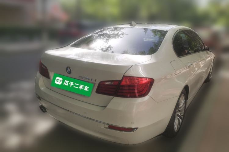 Used BMW 5 Series 2014 525Li Luxury Design Package Rear Right 45 Deg