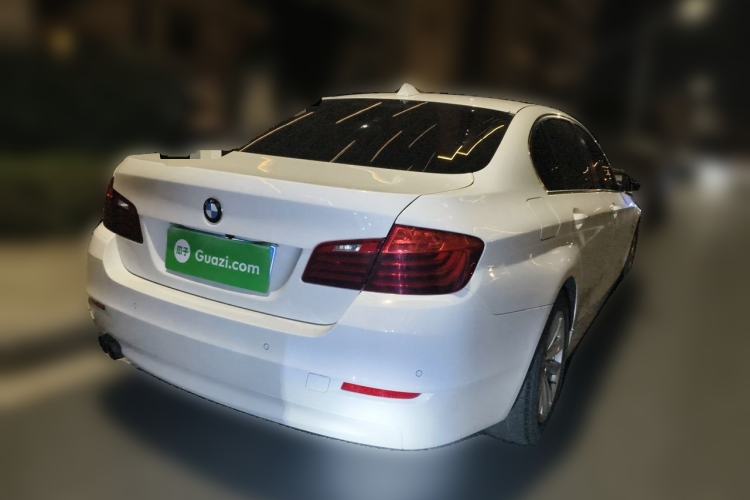 Used BMW 5 Series 2014 520Li Elegant Model Rear Right 45 Deg