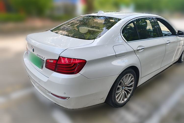 Used BMW 5 Series 2014 525Li Luxury Design Package Rear Right 45 Deg