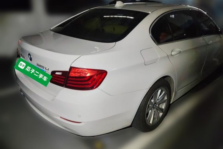 Used BMW 5 Series 2014 520Li Elegant Model Rear Right 45 Deg