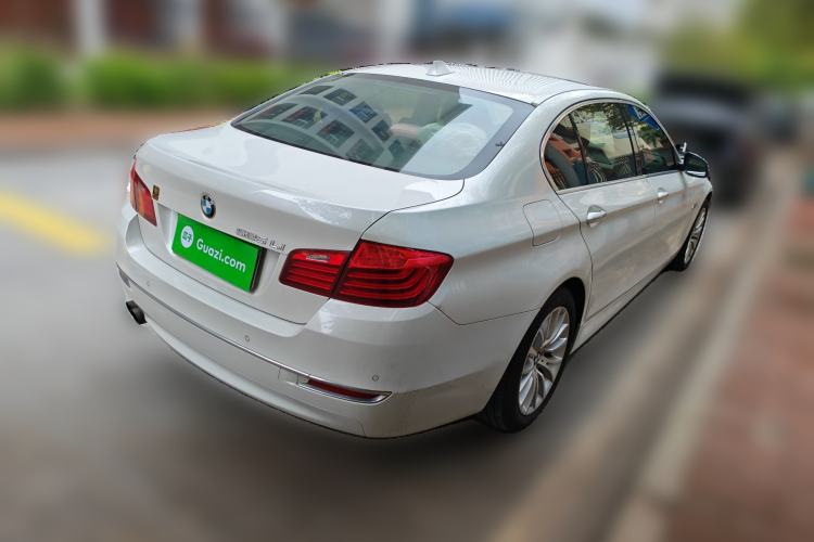 Used BMW 5 Series 2014 525Li Luxury Design Package Rear Right 45 Deg