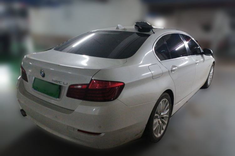 Used BMW 5 Series 2014 525Li Leading Model Rear Right 45 Deg