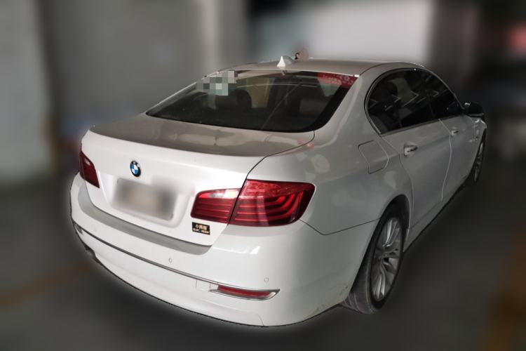 Used BMW 5 Series 2014 525Li Leading Model Rear Right 45 Deg