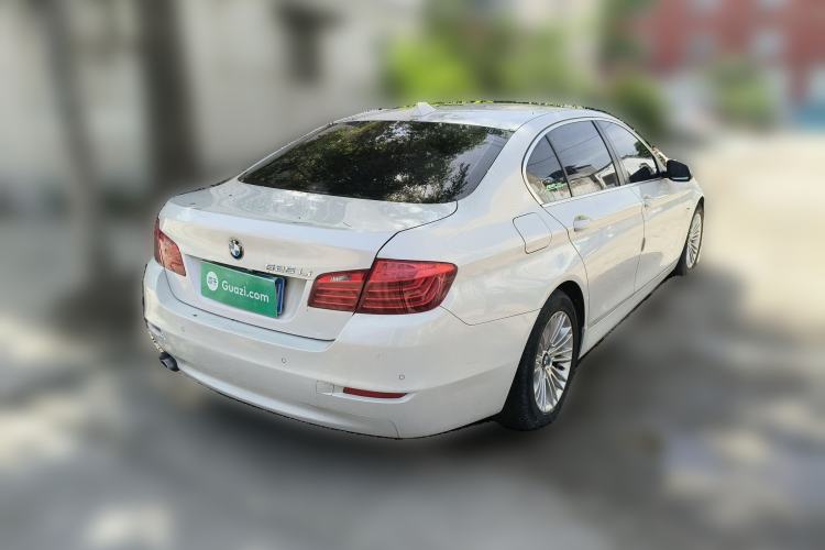 Used BMW 5 Series 2014 525Li Leading Model Rear Right 45 Deg
