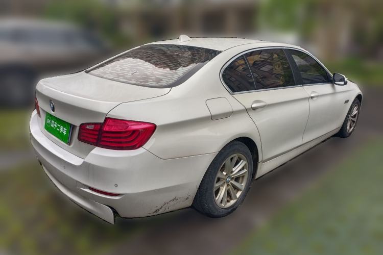 Used BMW 5 Series 2014 520Li Elegant Model Rear Right 45 Deg