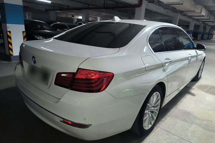 Used BMW 5 Series 2014 525Li Luxury Design Package Rear Right 45 Deg