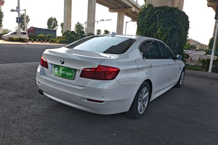 Used BMW 5 Series 2014 520Li Elegant Model Rear Right 45 Deg