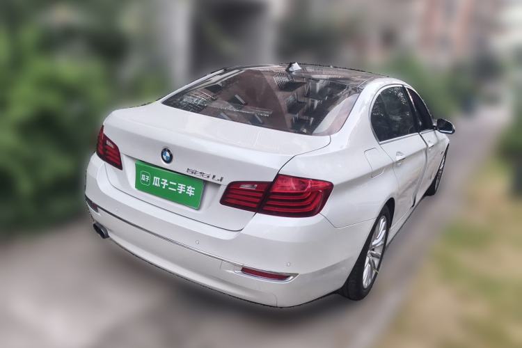 Used BMW 5 Series 2014 525Li Luxury Design Package Rear Right 45 Deg
