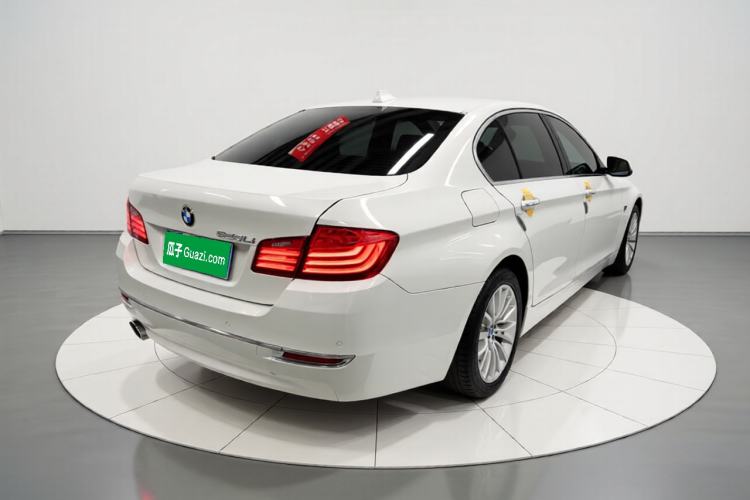 Used BMW 5 Series 2014 525Li Luxury Design Package Rear Right 45 Deg