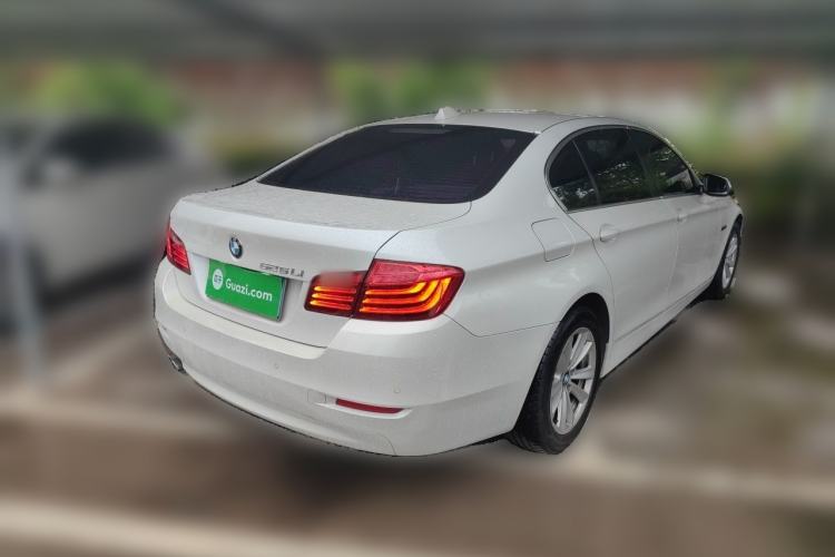 Used BMW 5 Series 2014 520Li Elegant Model Rear Right 45 Deg