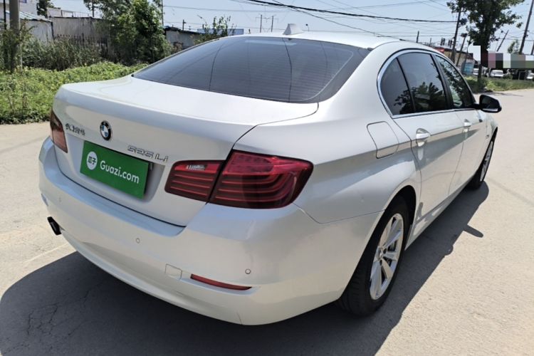 Used BMW 5 Series 2014 520Li Elegant Model Rear Right 45 Deg