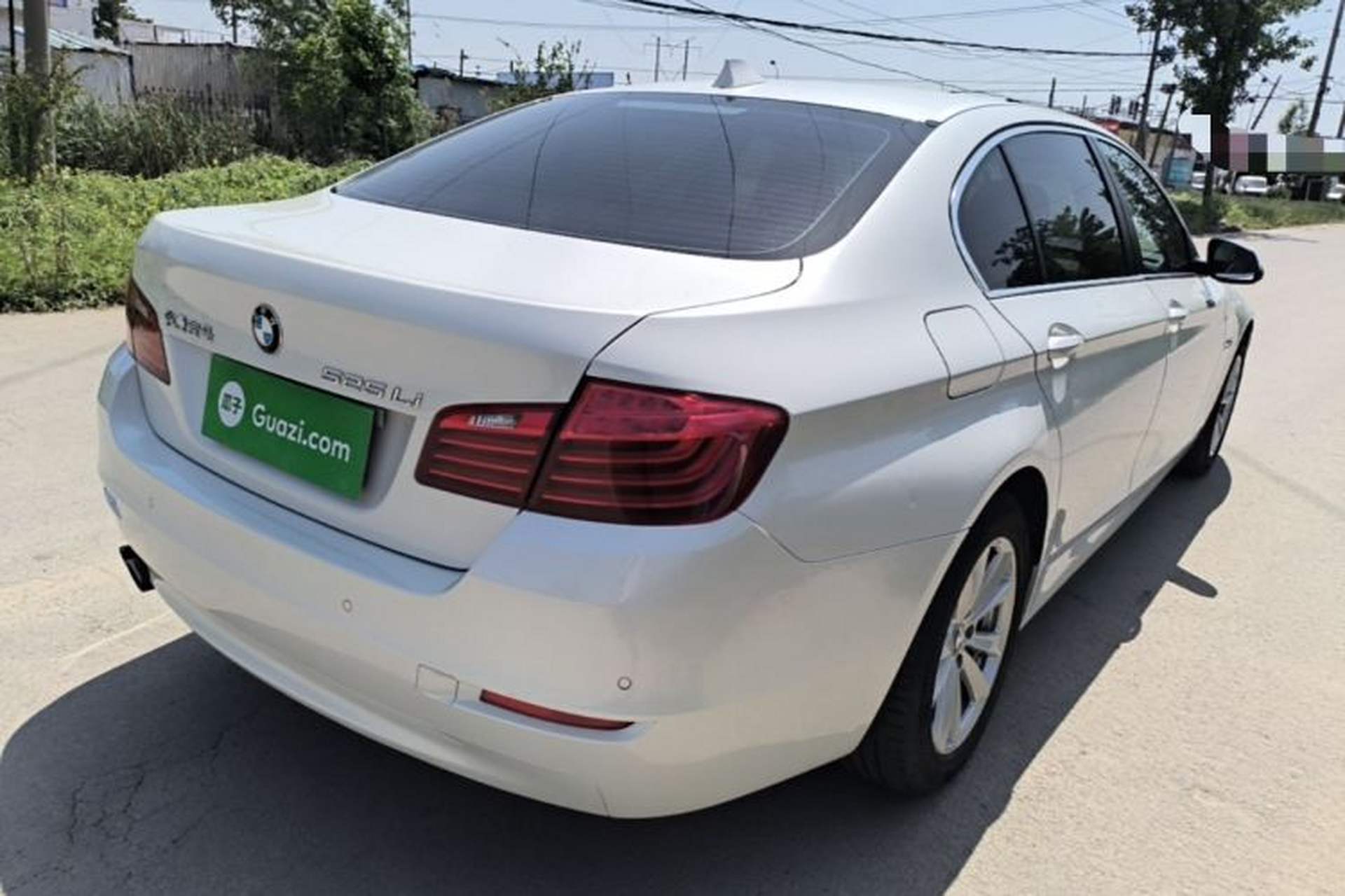 Used BMW 5 Series 2014 520Li Elegant Model Rear Right 45 Deg