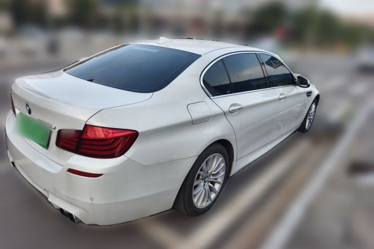 Used BMW 5 Series 2014 525Li Luxury Design Package Rear Right 45 Deg