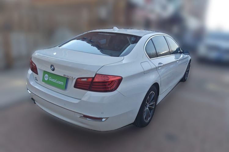 Used BMW 5 Series 2014 520Li Elegant Model Rear Right 45 Deg