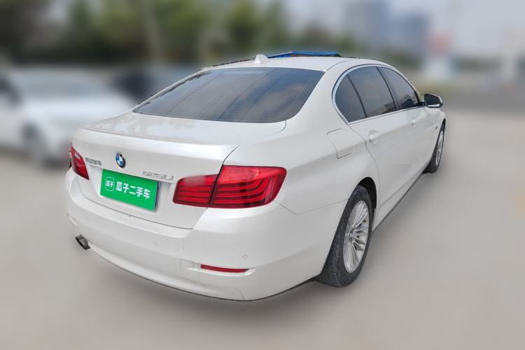 Used BMW 5 Series 2014 525Li Leading Model Rear Right 45 Deg