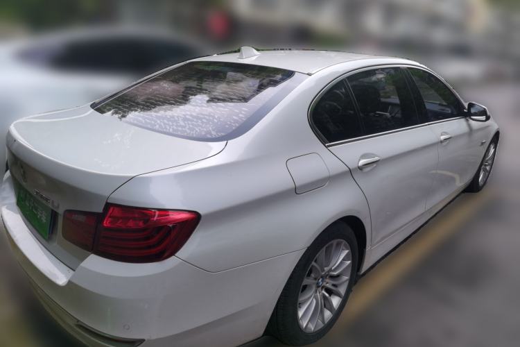 Used BMW 5 Series 2014 525Li Luxury Design Package Rear Right 45 Deg