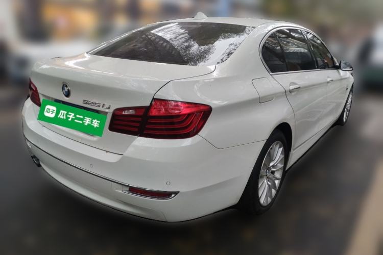 Used BMW 5 Series 2014 525Li Luxury Design Package Rear Right 45 Deg