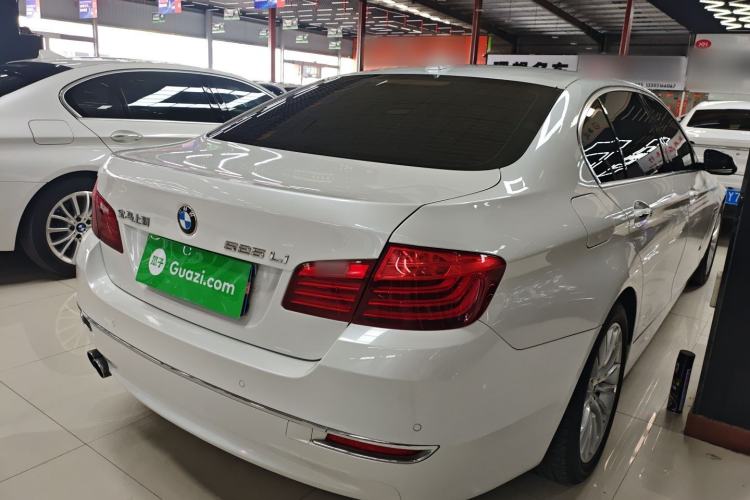 Used BMW 5 Series 2014 525Li Luxury Design Package Rear Right 45 Deg