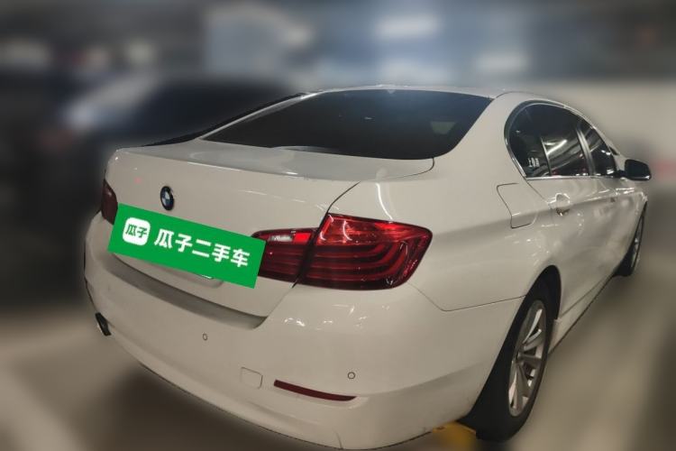 Used BMW 5 Series 2014 520Li Elegant Model Rear Right 45 Deg