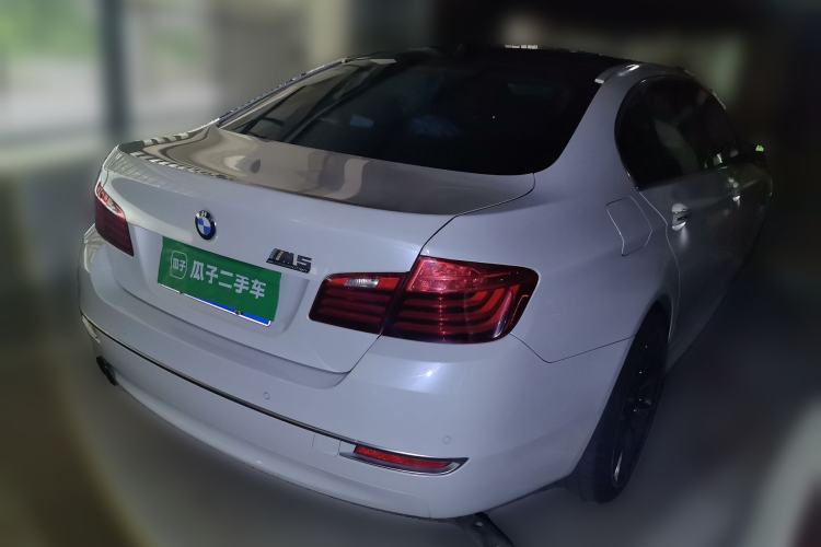 Used BMW 5 Series 2014 525Li Luxury Design Package Rear Right 45 Deg