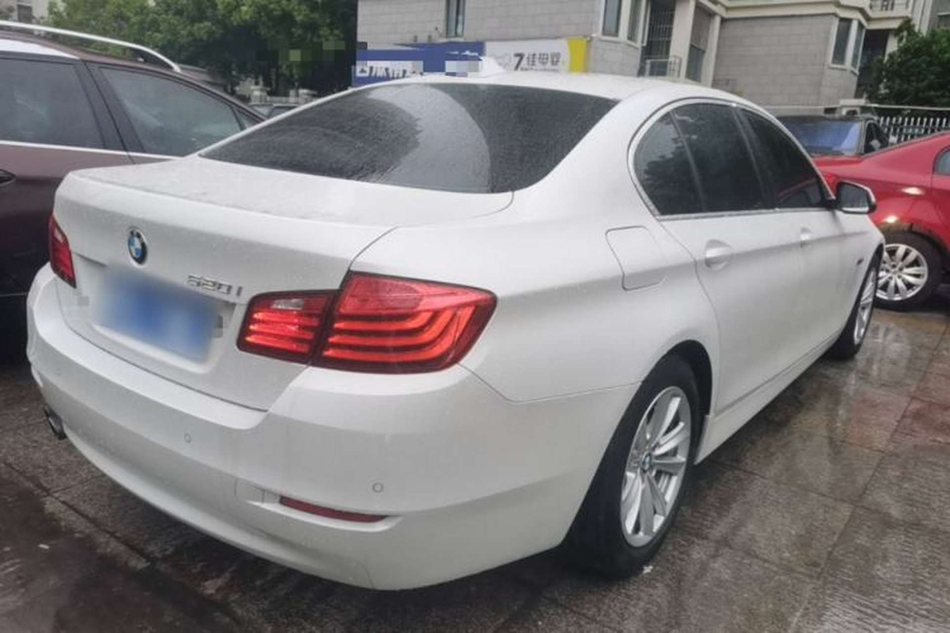 Used BMW 5 Series 2014 520i Elegant Edition Rear Right 45 Deg