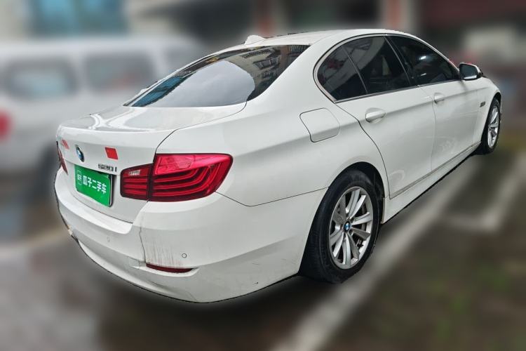 Used BMW 5 Series 2014 520i Elegant Edition Rear Right 45 Deg