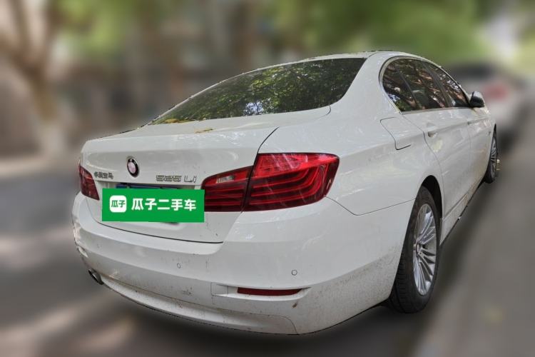 Used BMW 5 Series 2014 525Li Leading Model Rear Right 45 Deg