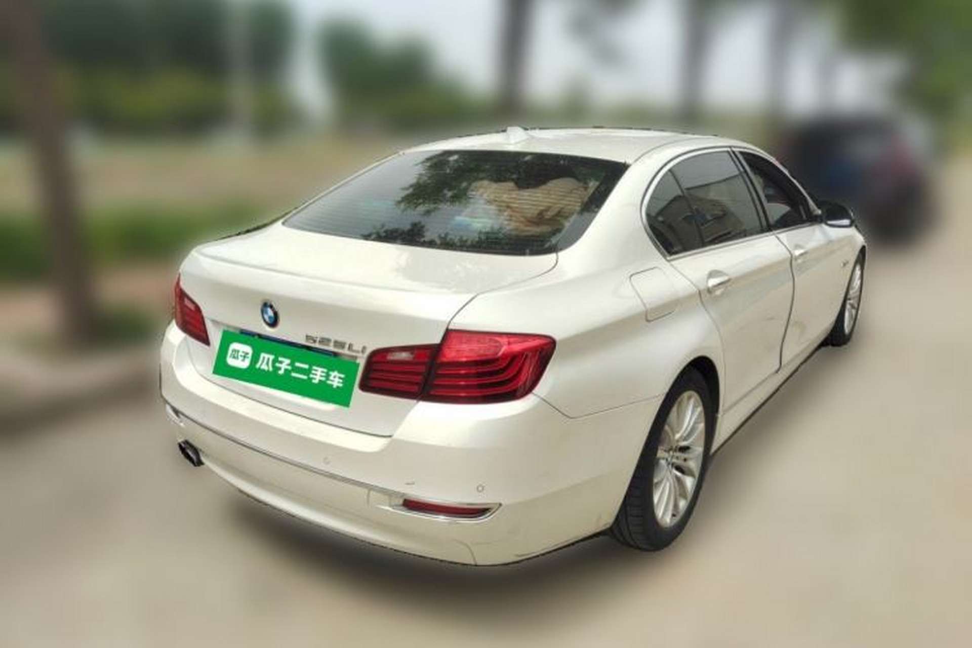 Used BMW 5 Series 2014 525Li Luxury Design Package Rear Right 45 Deg