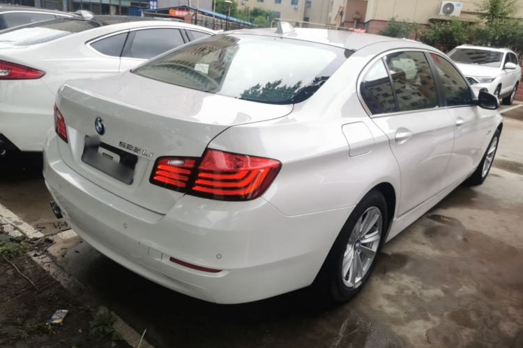 Used BMW 5 Series 2014 520Li Elegant Model Rear Right 45 Deg