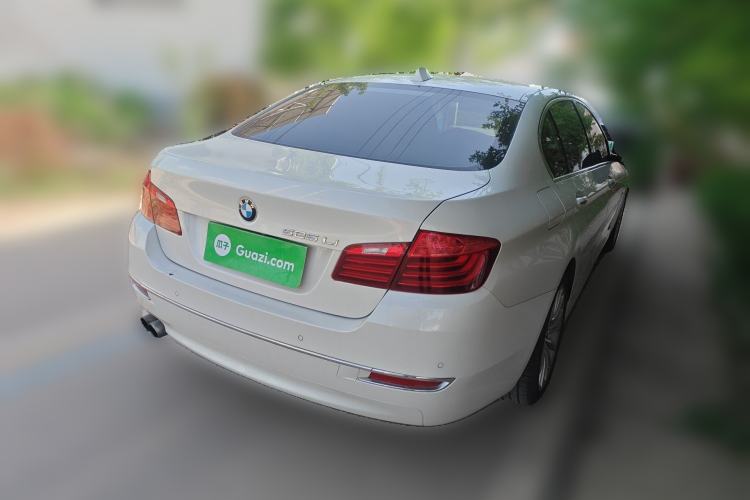Used BMW 5 Series 2014 525Li Luxury Design Package Rear Right 45 Deg