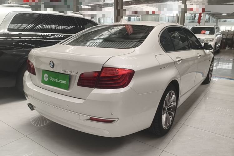 Used BMW 5 Series 2014 525Li Fashion Design Package Rear Right 45 Deg