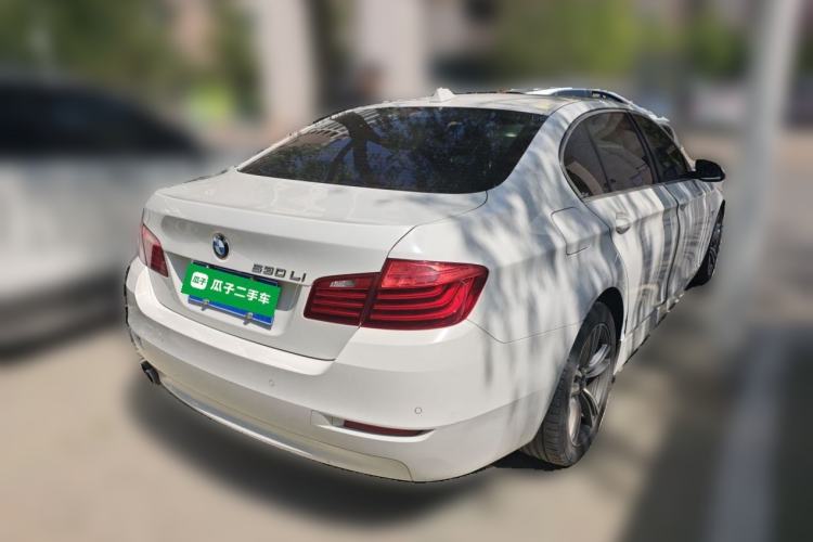 Used BMW 5 Series 2014 530Li Leading Model Rear Right 45 Deg