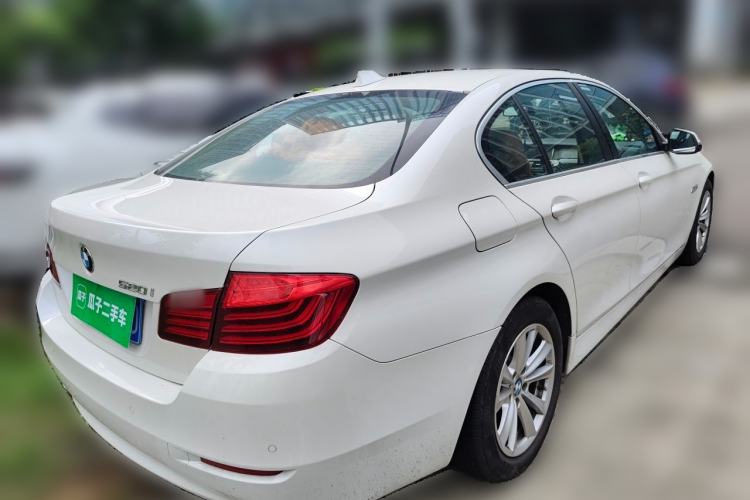 Used BMW 5 Series 2014 520i Elegant Edition Rear Right 45 Deg