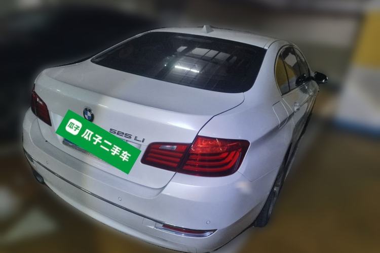 Used BMW 5 Series 2014 525Li Luxury Design Package Rear Right 45 Deg