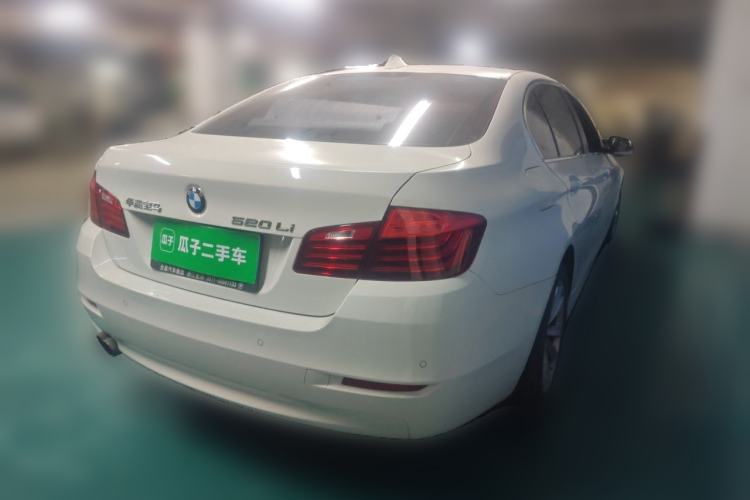 Used BMW 5 Series 2014 520Li Elegant Model Rear Right 45 Deg