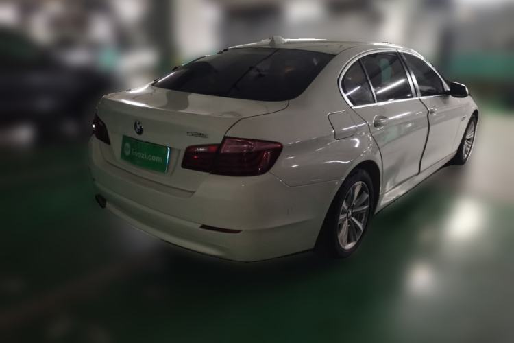 Used BMW 5 Series 2014 525Li Leading Model Rear Right 45 Deg