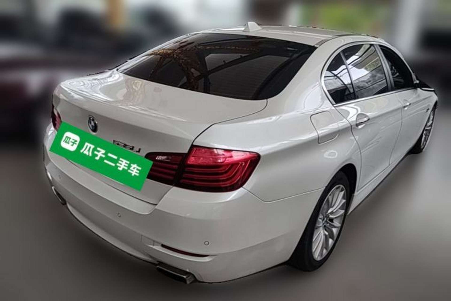 Used BMW 5 Series 2014 535Li Leading Model Rear Right 45 Deg