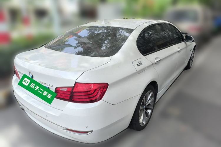 Used BMW 5 Series 2014 525Li Luxury Design Package Rear Right 45 Deg