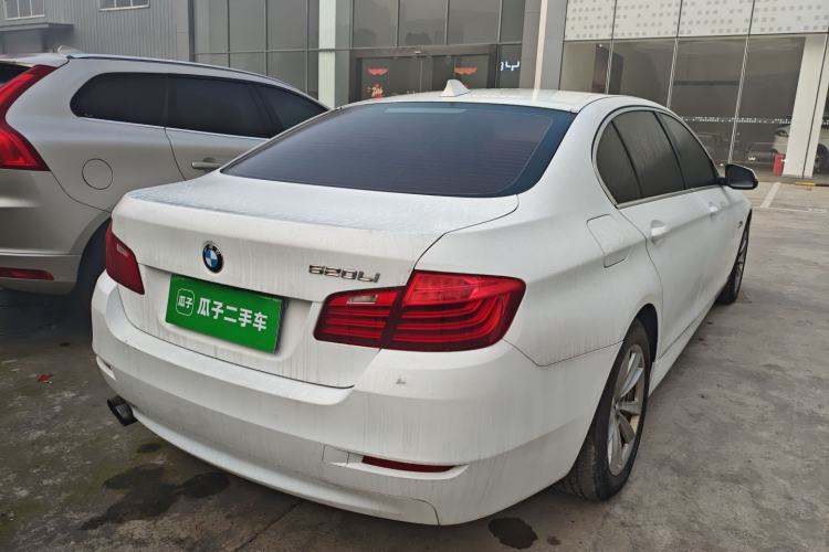 Used BMW 5 Series 2014 520Li Elegant Model Rear Right 45 Deg