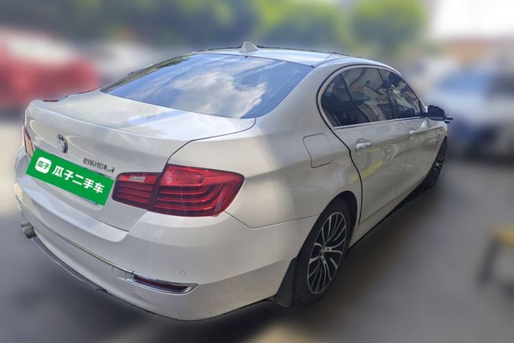 Used BMW 5 Series 2014 525Li Leading Model Rear Right 45 Deg