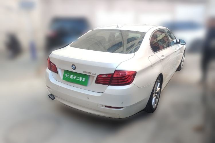 Used BMW 5 Series 2014 528Li Leading Model Rear Right 45 Deg