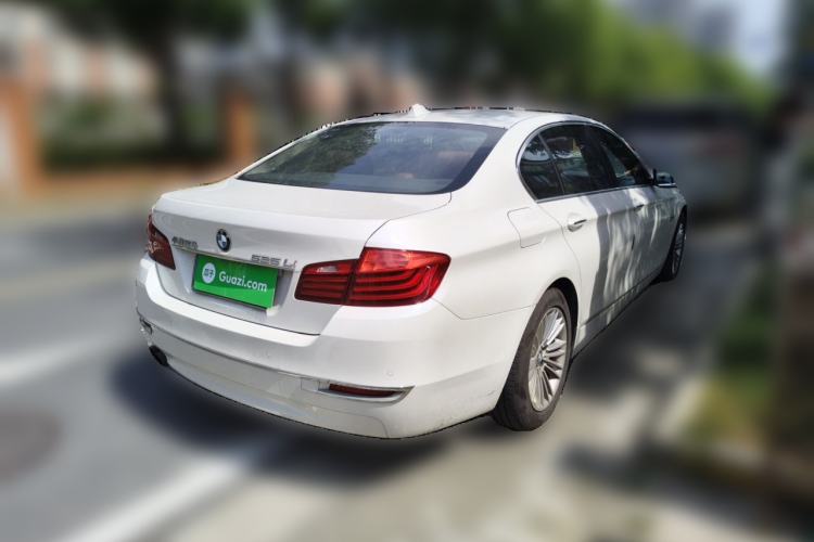 Used BMW 5 Series 2014 525Li Leading Model Rear Right 45 Deg