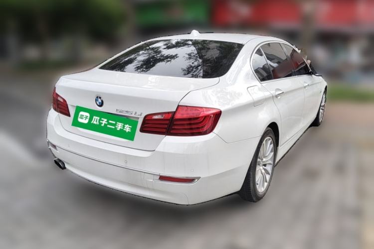 Used BMW 5 Series 2014 525Li Luxury Design Package Rear Right 45 Deg