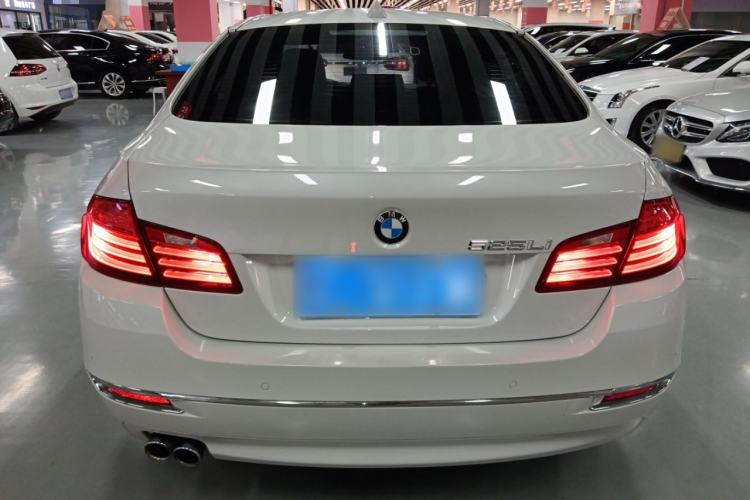 Used BMW 5 Series 2014 525Li Luxury Design Package Rear