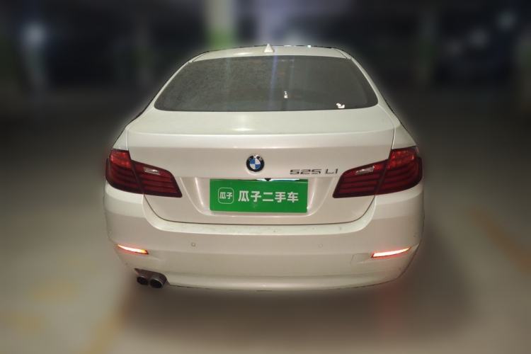 Used BMW 5 Series 2014 525Li Leading Model Rear