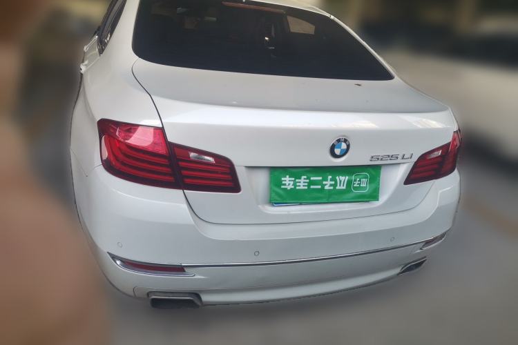 Used BMW 5 Series 2014 525Li Luxury Design Package Rear