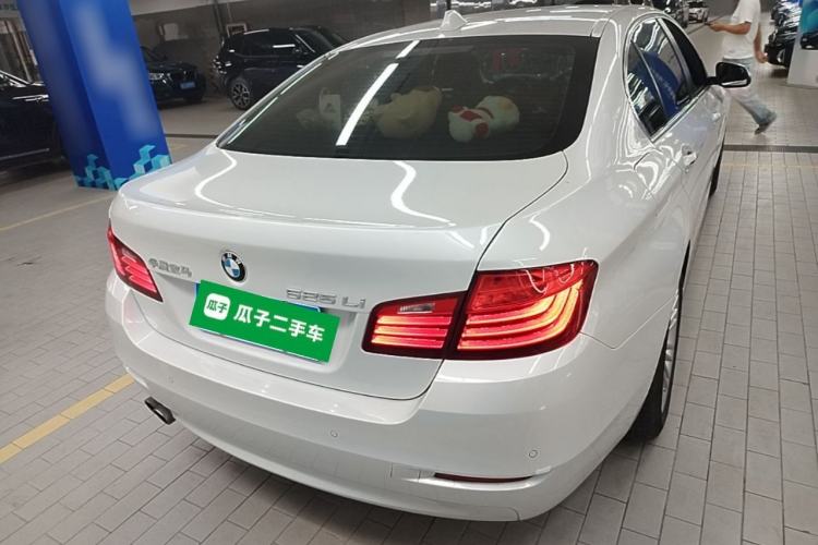 Used BMW 5 Series 2014 525Li Leading Model Rear