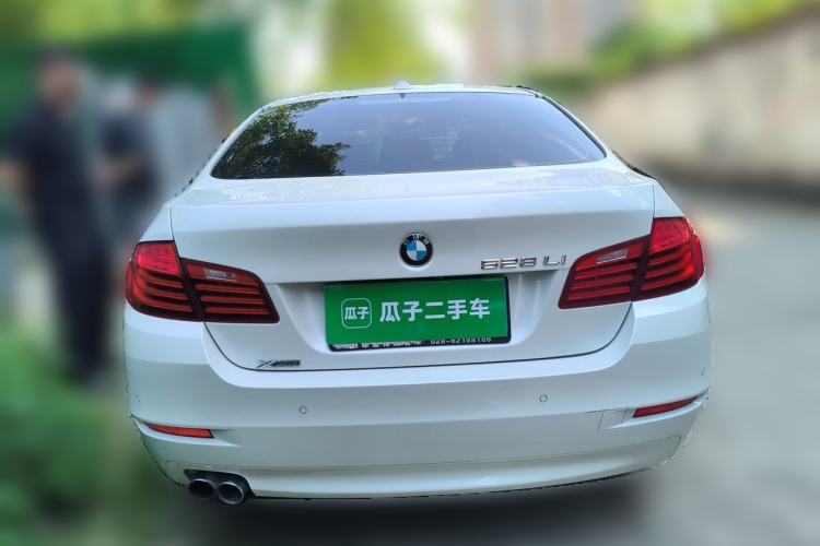 Used BMW 5 Series 2014 528Li xDrive Premium Edition Rear