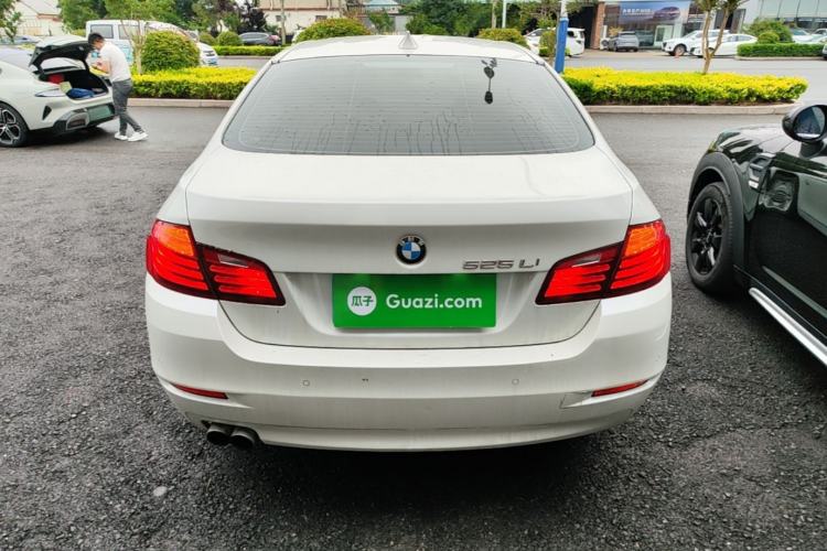 Used BMW 5 Series 2014 525Li Leading Model Rear